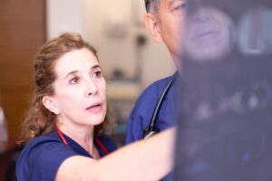 médicos